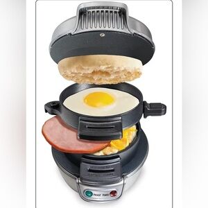 Hamilton Beach Breakfast Sandwich Maker with Egg Cooker Ring. New